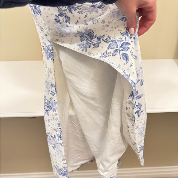 House of CB Blue and White Midi Dress - Picture 4 of 4